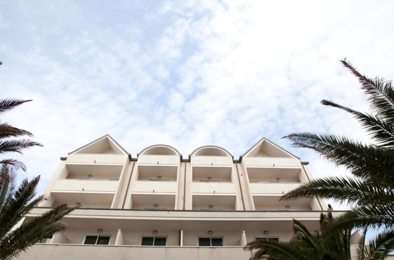 Altamarea Residence & Family Hotel Cervia Exterior foto