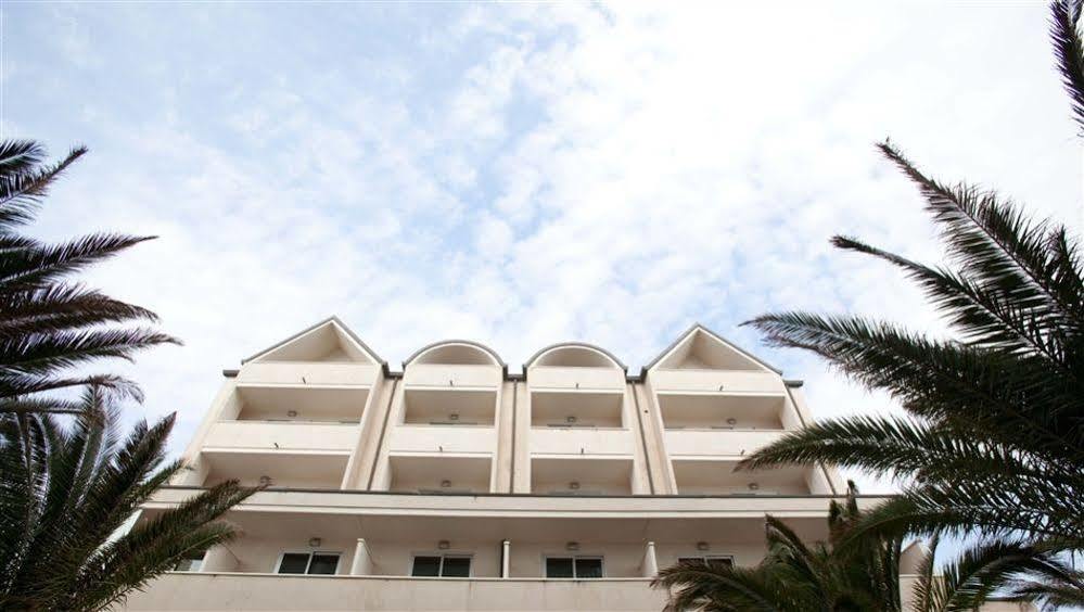 Altamarea Residence & Family Hotel Cervia Exterior foto
